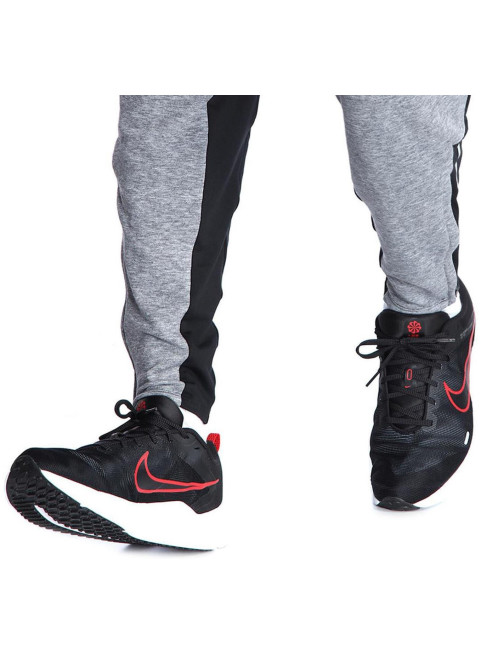 Nike downshifter 12 black white red