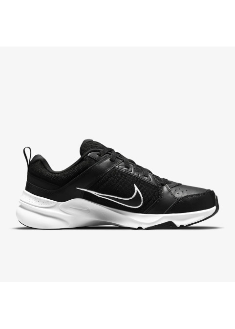 Nike defy all day black white