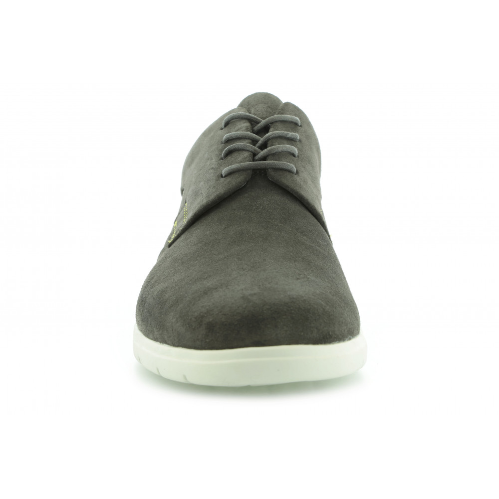 clarks denner motion review