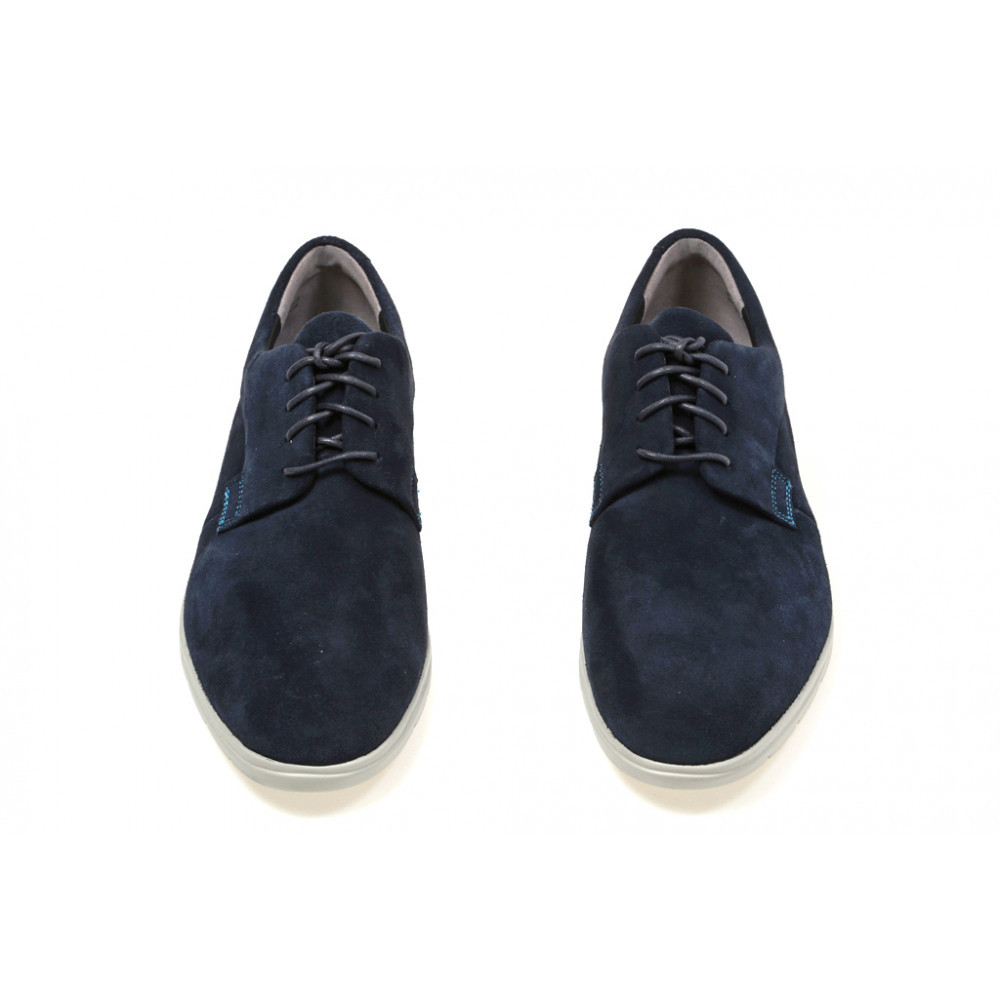 clarks denner motion review